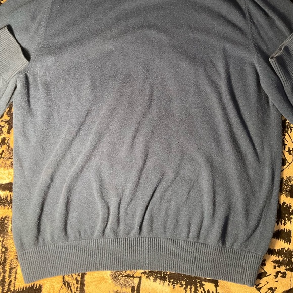 Tommy Hilfiger pullover EUC - Picture 4 of 6